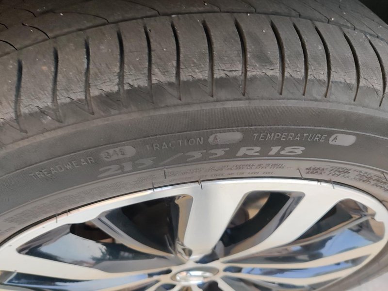 广汽传祺传祺GS4 四年多原车米其林轮胎有很多细裂纹，换过轮胎的，换了什么轮胎性价比较高的