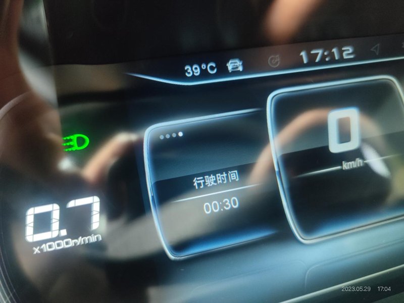捷途X70 各位 你们车子空调效果怎么样 现在下午五点钟 重庆气温已经40℃了 我这空调降温效果非常的差啊 空调